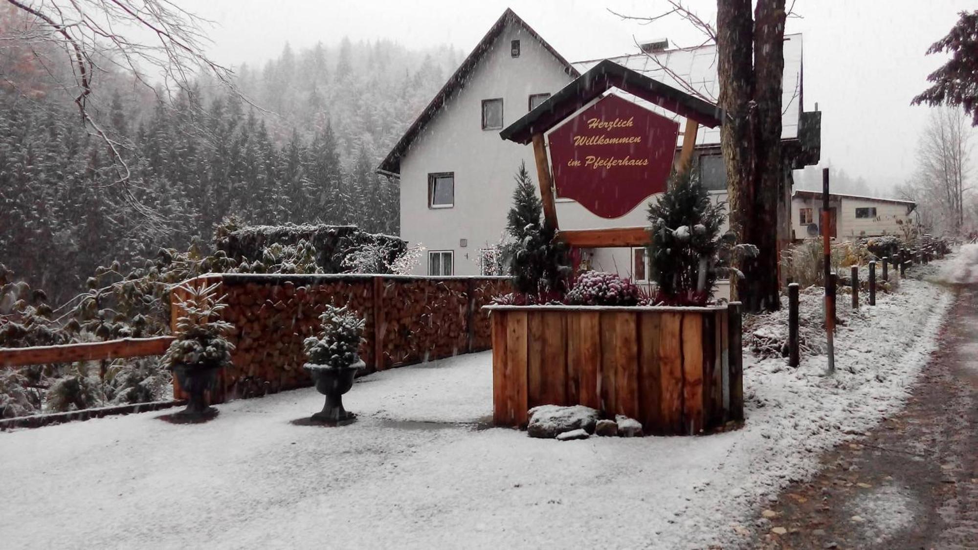 Waldpension Pfeiferhaus Warmensteinach Luaran gambar